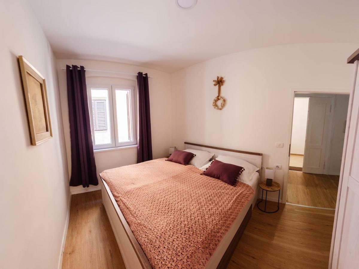 Franckina Hisa Apartment อิซอลา ภายนอก รูปภาพ